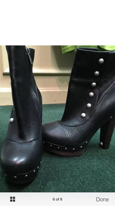 Uggs high heel Boots 5.5