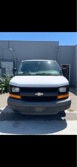 Chevrolet Express Van White