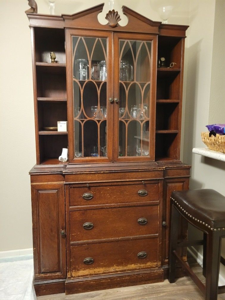 Vintage Antique Mahogany Bar/China Hutch With Leather Pull Out Table Top