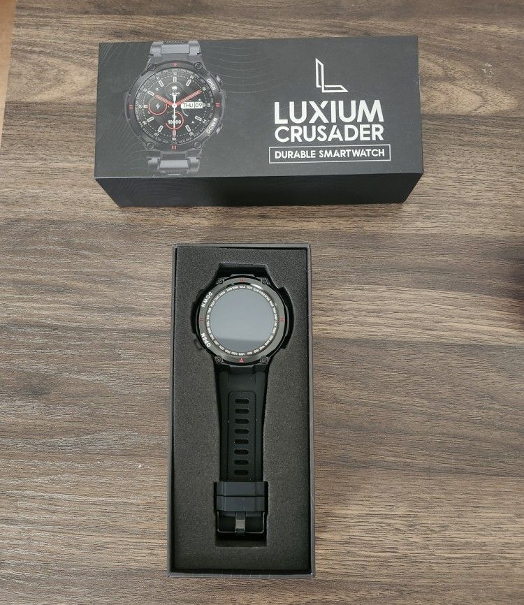 Luxium Crusader Durable Smartwatch