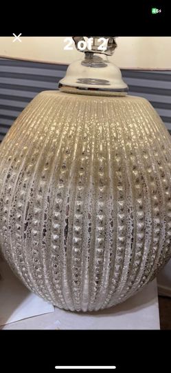 Ceramic cream color base lamp 16”h w/cloth shade silver color hardware