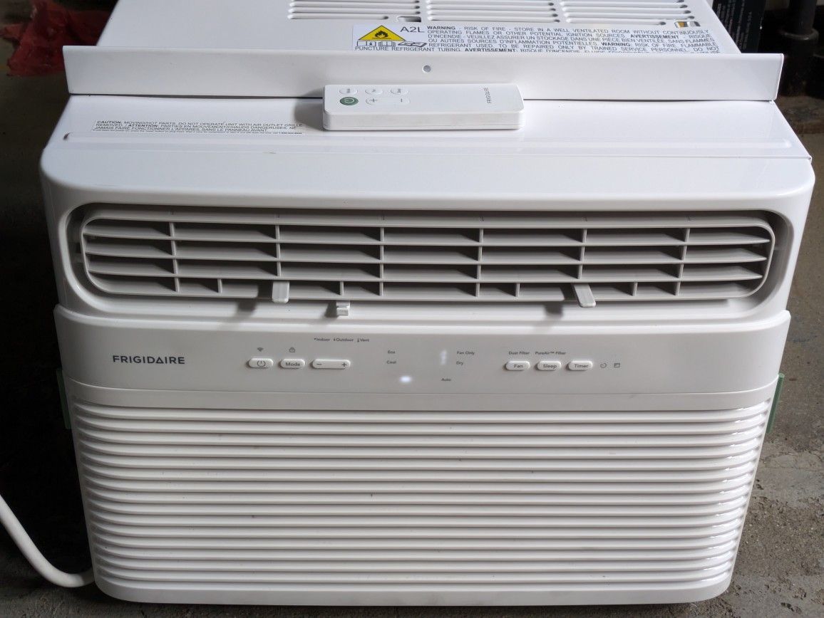 Frigidaire FHWW144TE1 Window Air Conditioner, New 2024 14,000 BTU, White