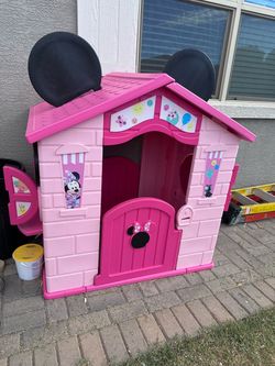 Disney Minnie Mouse Kids Plastic Playhouse
