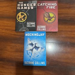 THE HUNGER GAMES BOOKS 
