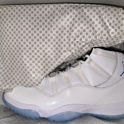 Jordan 11 Legend Blue Size 11.5