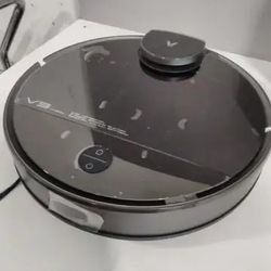 NEW Robot Vacuum and Mop Combo 