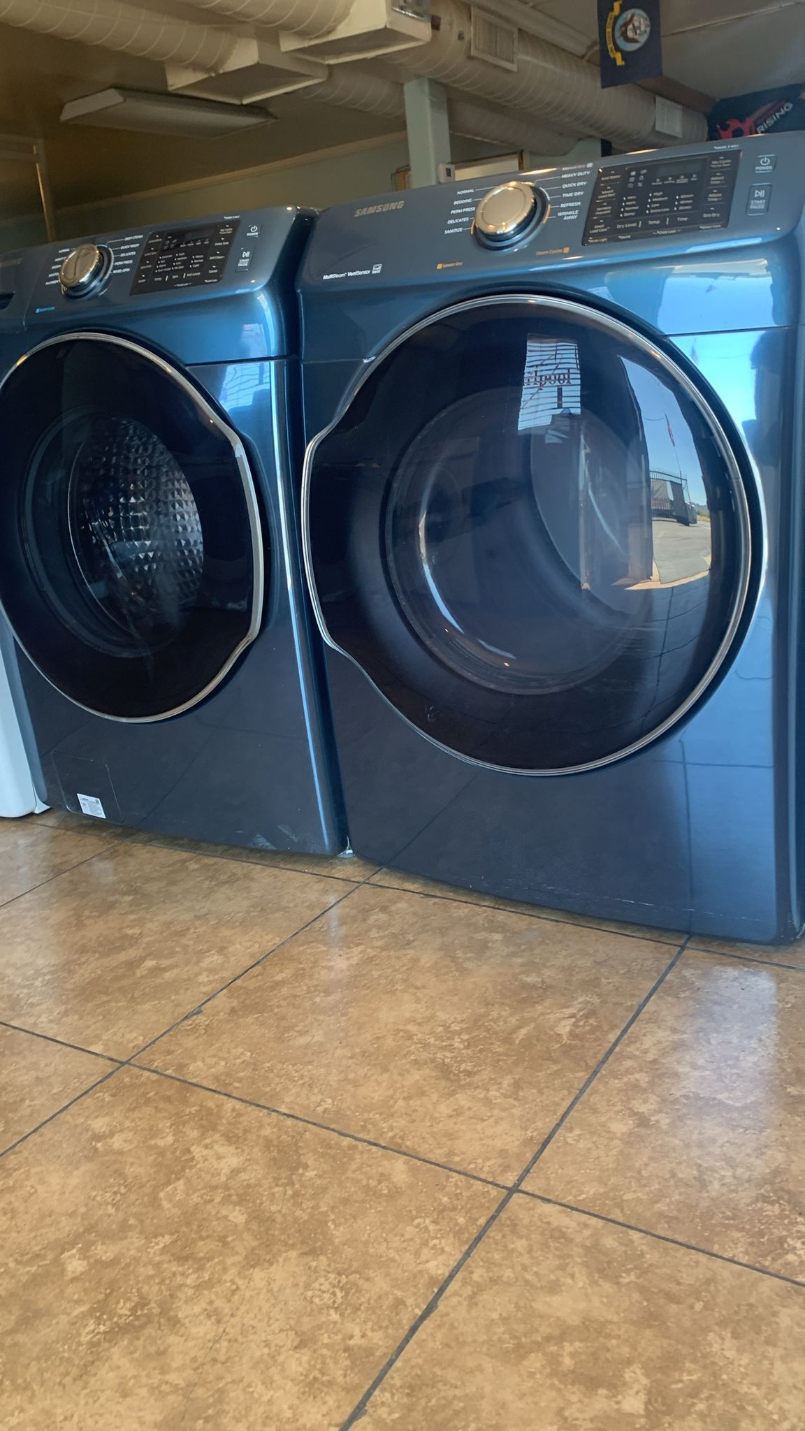 Samsung Washer And Electric Dryer Set