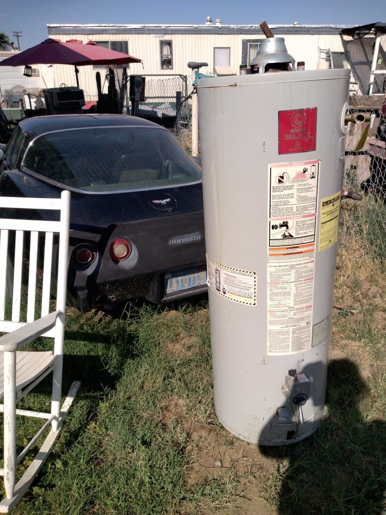 State Select Water Heater for Sale in Bakersfield, CA - OfferUp