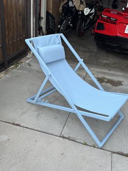 Lounge Chairs   2  Available  $60 Each