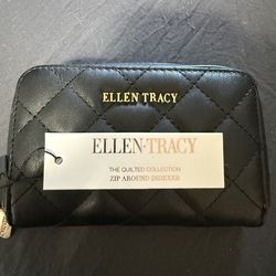 Wallet ; Ellen Tracey