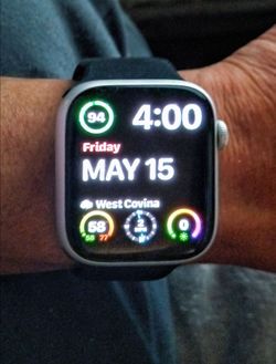 Apple Watch Series 9 GPS+Cellular Silver 45mm Aluminum + Accessories Bundle
