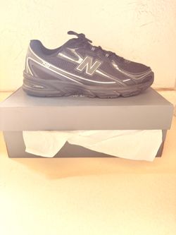 New balance 740