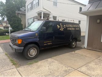 2004 Ford E-250