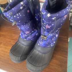 Little Kids size 3 snow boots