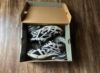 Balenciaga runners  Black and White Athletic Sneakers