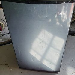 Midea Small Refrigerator 