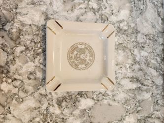 Vintage University Of Iowa Ashtray,  Gold Trim 4.5"