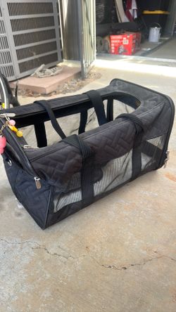 Small dog/cat carrier
