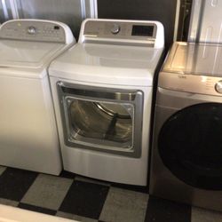 #150 New White LG Gas Dryer