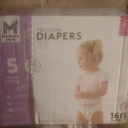 Premium Diapers Members Mark