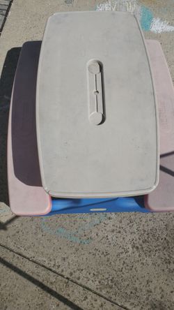 Sturdy Little Tikes Picnic Table