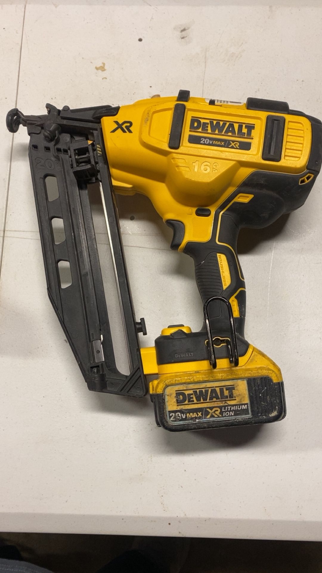 Dewalt Cordless Tools And Battery’s 