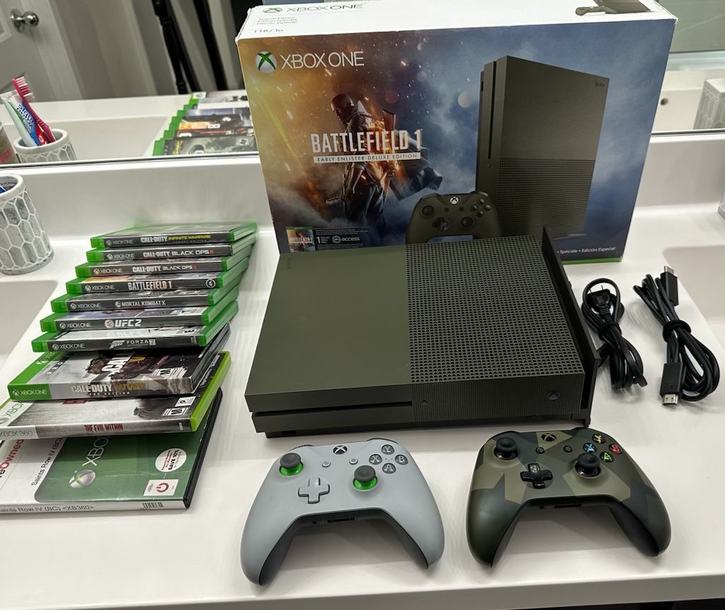 Xbox One S - Battlefield Edition - Pristine Condition