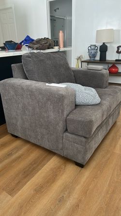 Gray Fabric Oversized Accent Chair plus ottoman