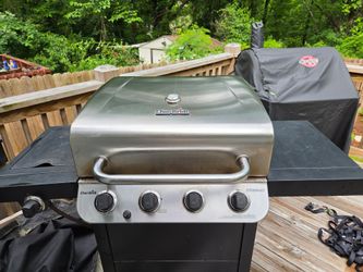 Gas Grill w/ cover and propane tank