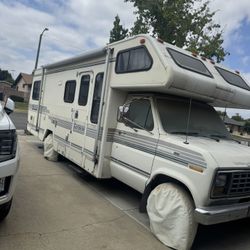 RV CAMPER