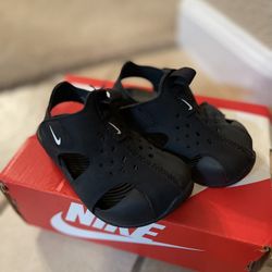 Toddler Boy Nike Sandals Size 5 