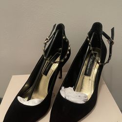 BCBG Black Suede Pumps w/Gold Stud Embellished Ankle Straps. Worn once.