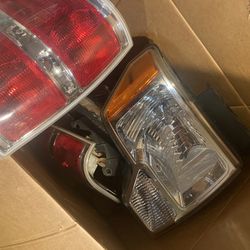 09-14 F-150 Headlight And Tail Light
