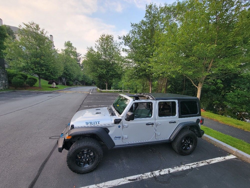 Jeep Wrangler Willy 470 Torque and 375 HP 31+ MPG