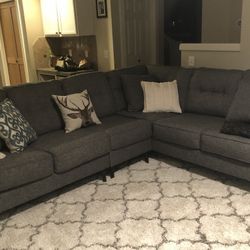 Sectional Couch 