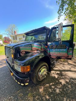 1999 international tow truck