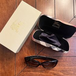 Burberry Women Sunglasses