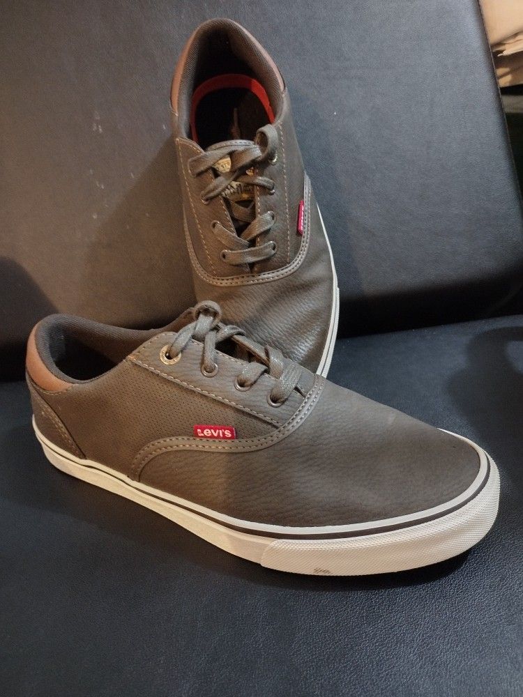 Levi's Men's Shoes Size 9
