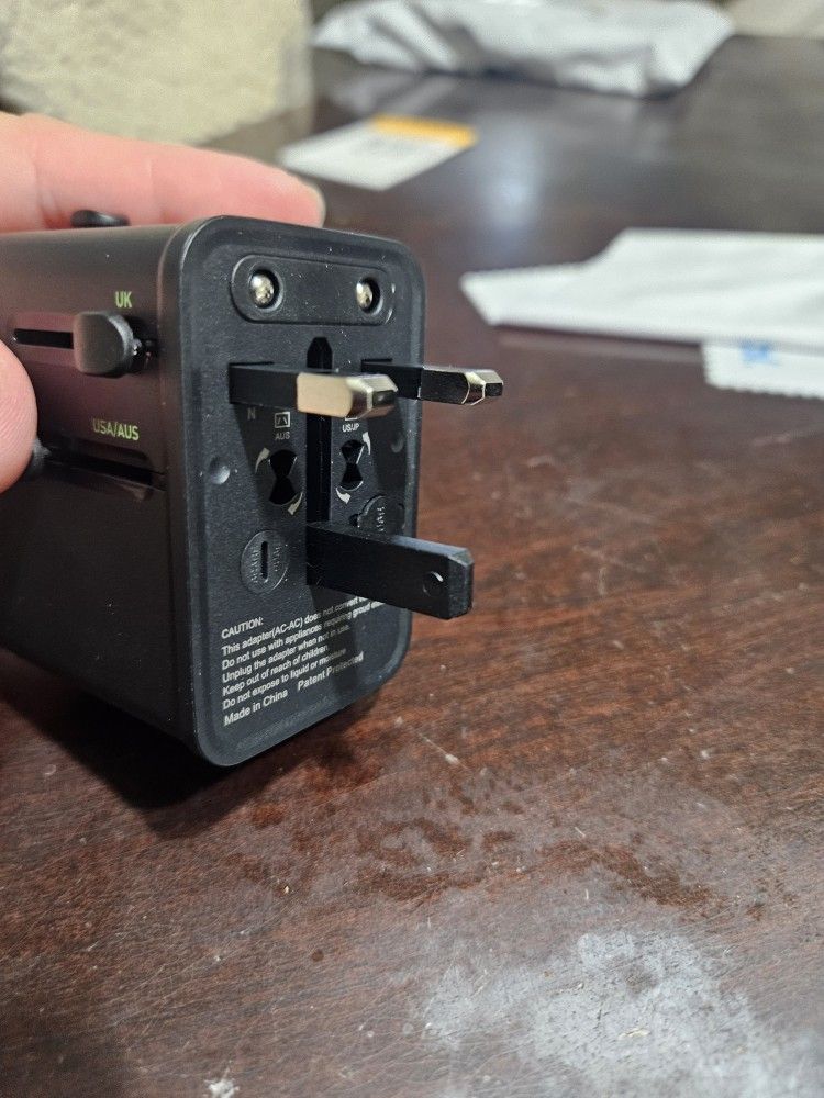 Universal Adapter