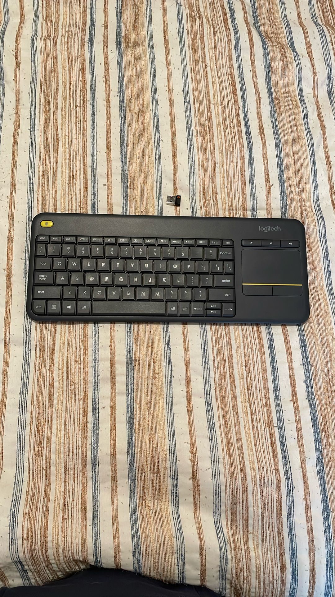 Logitech K400 Wireless Keyboard With Trackpad