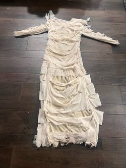 Women’s Full-Length Mummy Halloween Costume