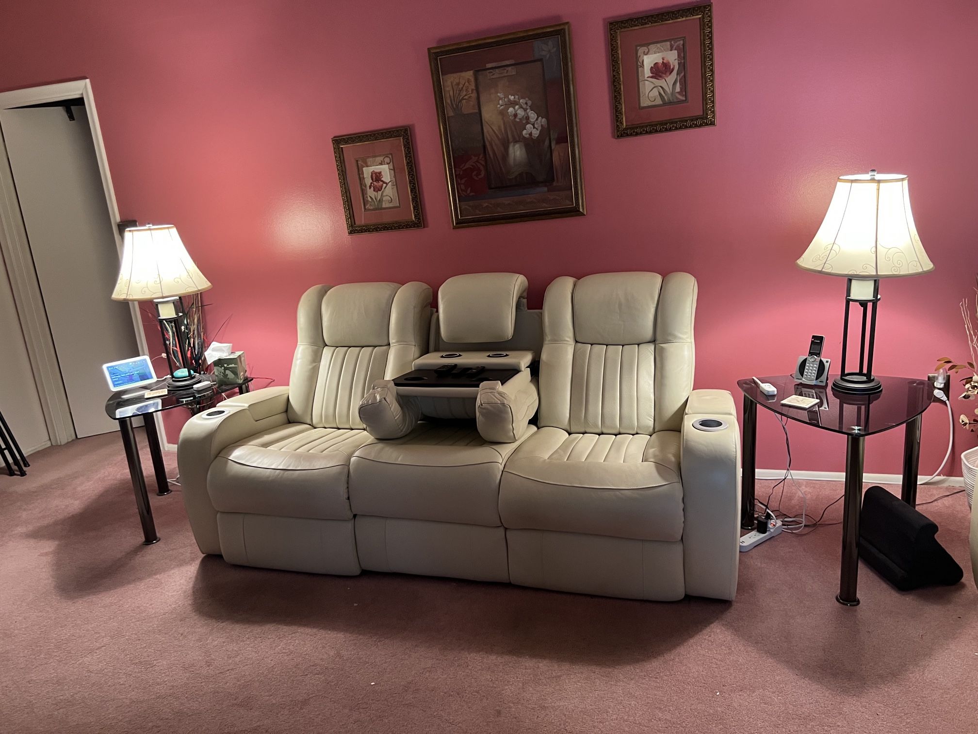 Selling Reclining Sofas