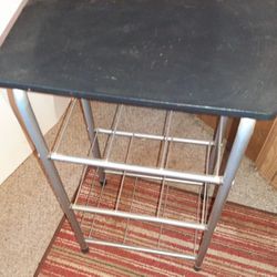 Small metal/wood end table with shelves