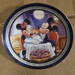 Bradford Exchange Mickey & Minnie Romantic Moments Moonlit Dinner Plate 
