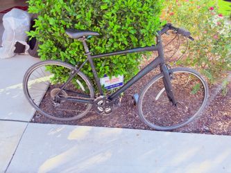 Specialized Sirrus Sport Hybrid Bike