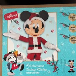 Mickey & Minnie Mouse Animated 4ft Christmas Decorations