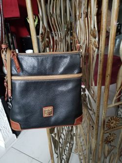 Dooney And Bourke Crossbody 