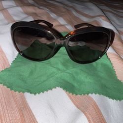 Gucci Oval sunglasses 
