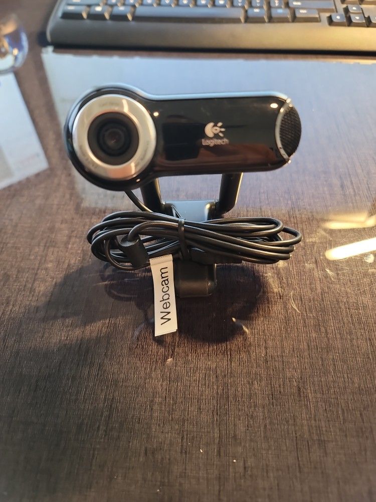Logitech Web Cam 2 Mp Autofocus | Carl Zeiss Tessar 2.0/3.7