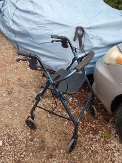 Rollator walker